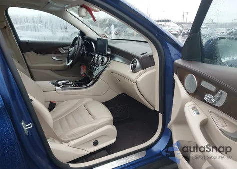 2017 Mercedes-Benz Glc 300 4Matic из США, поврежденный, VIN WDC0G4KB5HF156829